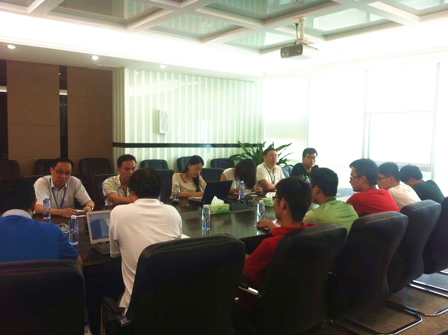 方大集團(tuán)舉行2014屆實習(xí)生座談會