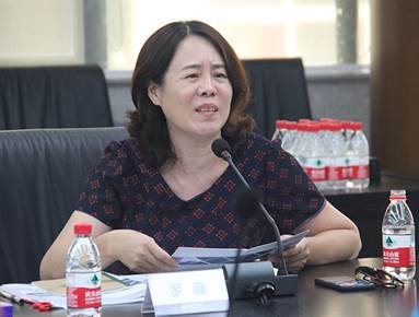 說明: F:\【資料與辦公】\辦公區(qū)\2.網(wǎng)站新聞\2019年\9月\2019.09.07 方大集團(tuán)舉辦“高級管理人員研修班”培訓(xùn)\清華大學(xué)（文中.jpg