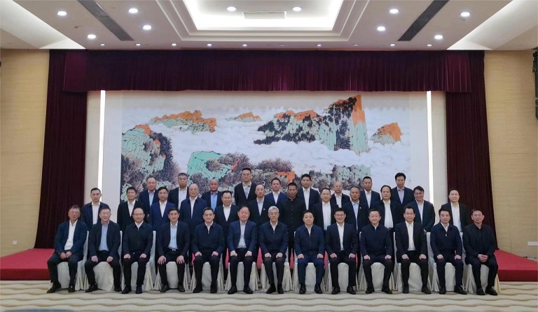 江西省委書記尹弘、省長葉建春會見方大集團董事長熊建明等贛商代表